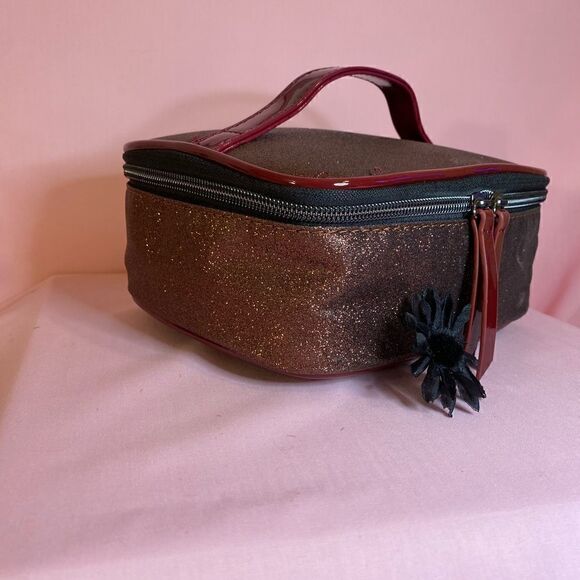 NWOT “jazz train case” Under One Sky - Picture 5 of 6